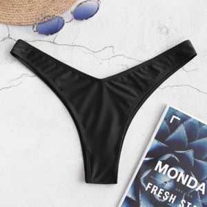 Cheeky high leg bikini bottom